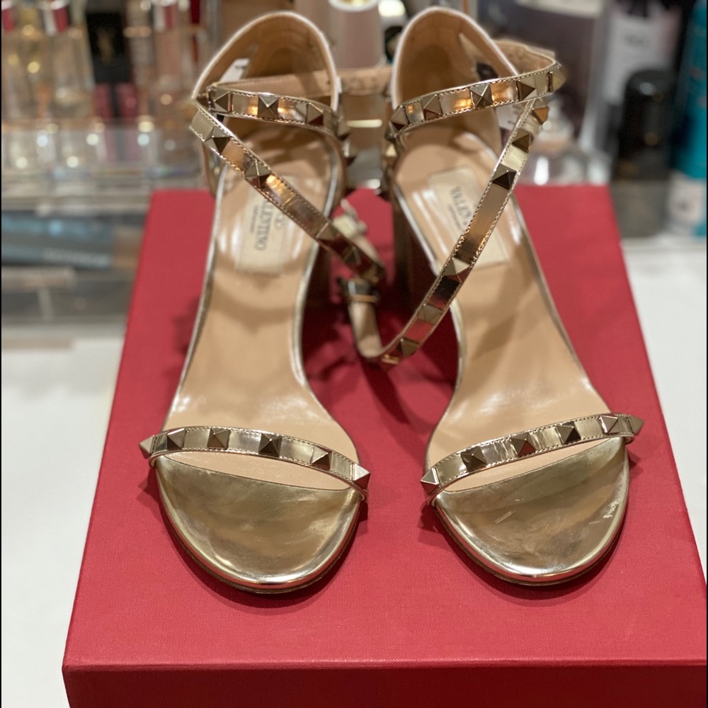 Valentino sandals - SOLD OUT